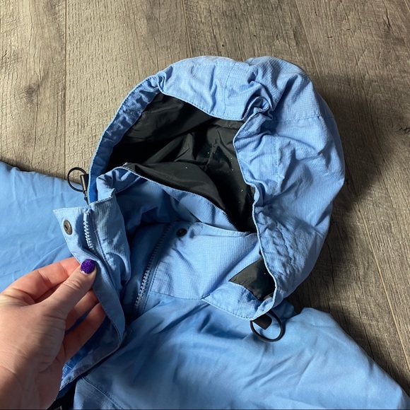 L.L. Bean women’s small jacket windbreaker - Picture 3 of 5